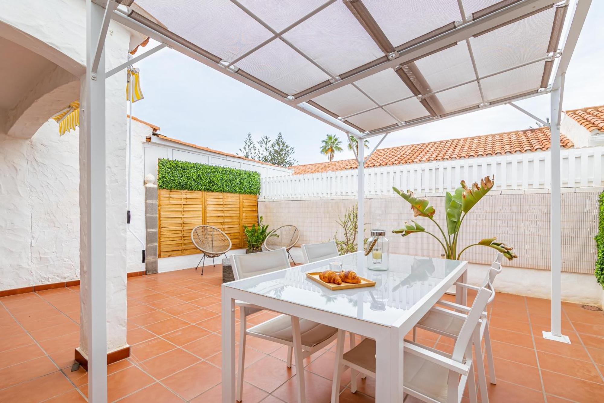 Canarian Holiday Home - Sunset Bungalow In Playa Del Ingles Сан-Бартоломе Екстер'єр фото