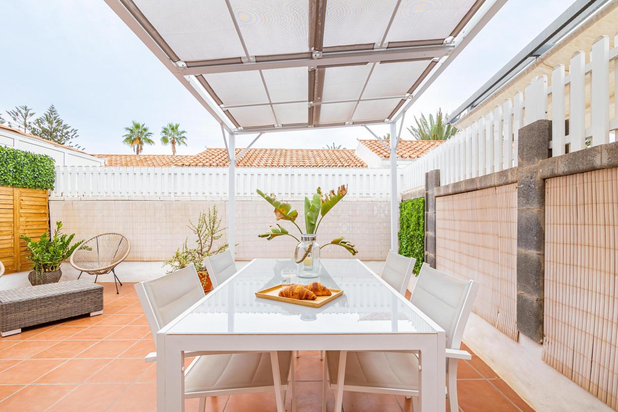 Canarian Holiday Home - Sunset Bungalow In Playa Del Ingles Сан-Бартоломе Екстер'єр фото